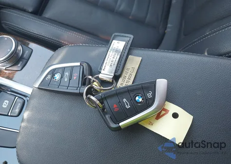 2020 BMW X3 xDrive30I z USA, uszkodzony, nr VIN 5UXTY5C01LLT34862